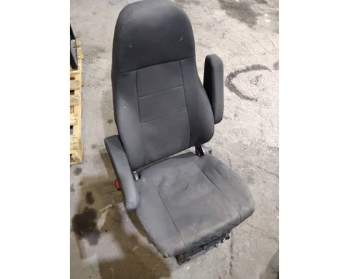 FREIGHTLINER M2 106 SEAT, FRONT