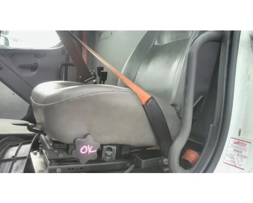 FREIGHTLINER M2 106 SEAT, FRONT
