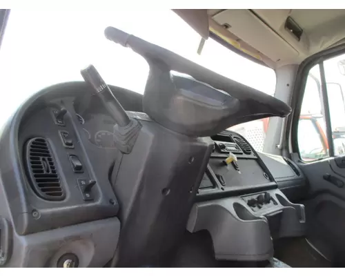 FREIGHTLINER M2 106 STEERING COLUMN