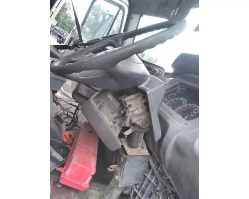 FREIGHTLINER M2 106 STEERING COLUMN