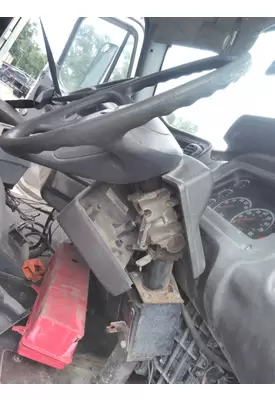 FREIGHTLINER M2 106 STEERING COLUMN