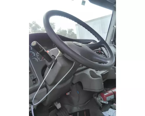 FREIGHTLINER M2 106 STEERING COLUMN