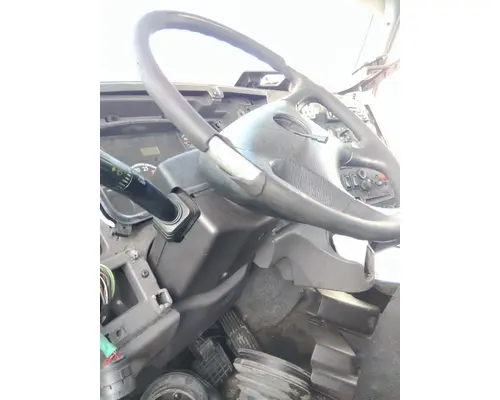 FREIGHTLINER M2 106 STEERING COLUMN
