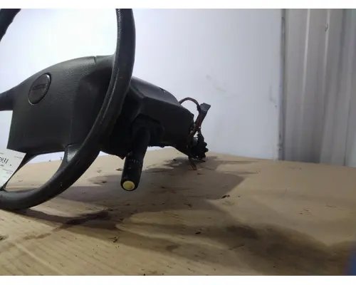 FREIGHTLINER M2 106 STEERING COLUMN