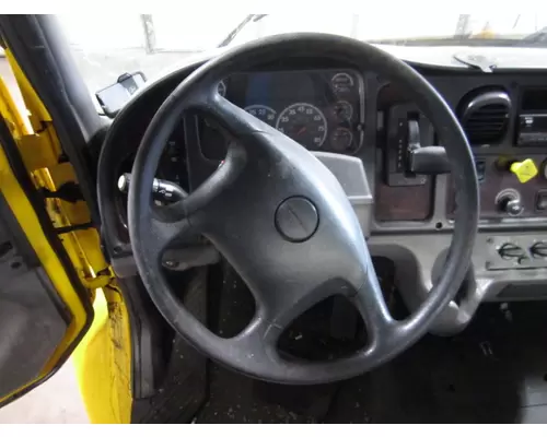 FREIGHTLINER M2 106 STEERING COLUMN