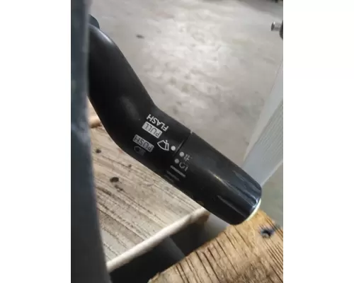 FREIGHTLINER M2 106 STEERING COLUMN