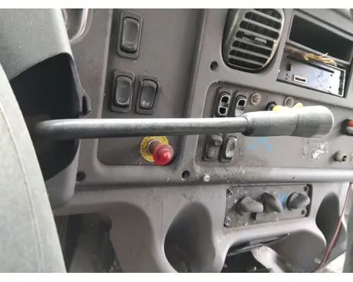 FREIGHTLINER M2 106 STEERING COLUMN