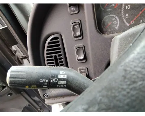 FREIGHTLINER M2 106 STEERING COLUMN