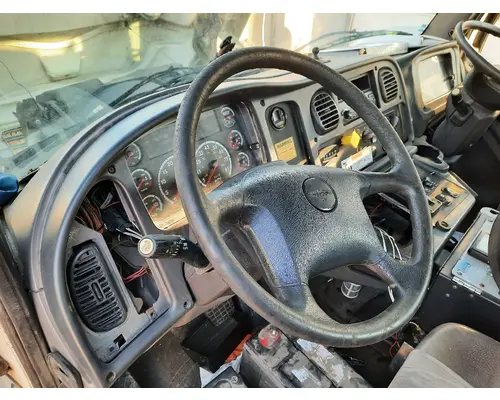 FREIGHTLINER M2 106 STEERING COLUMN
