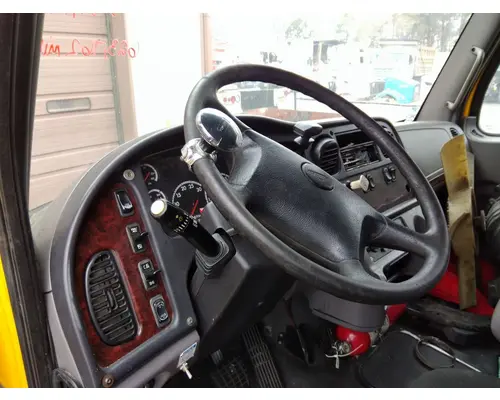 FREIGHTLINER M2 106 STEERING COLUMN