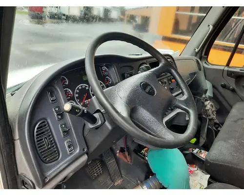 FREIGHTLINER M2 106 STEERING COLUMN
