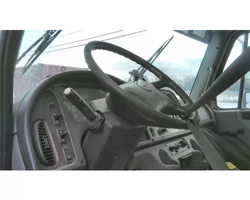 FREIGHTLINER M2 106 STEERING COLUMN