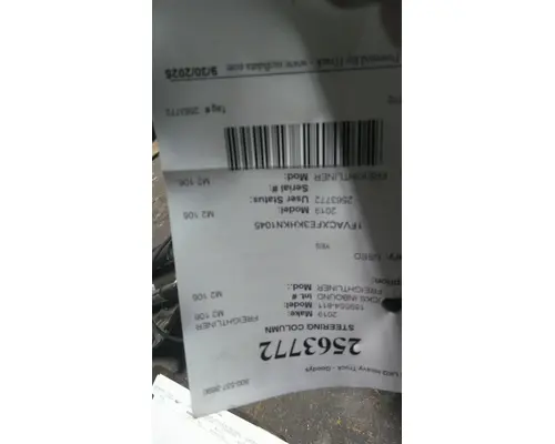 FREIGHTLINER M2 106 STEERING COLUMN