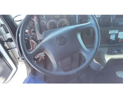 FREIGHTLINER M2 106 STEERING COLUMN