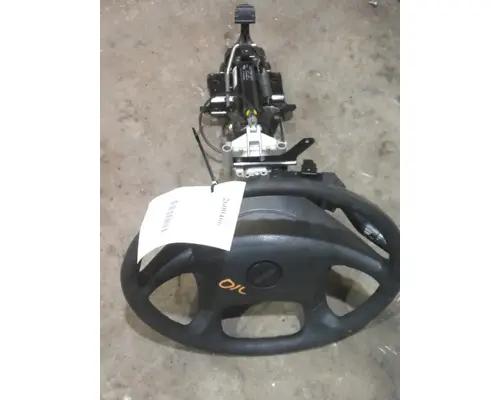 FREIGHTLINER M2 106 STEERING COLUMN