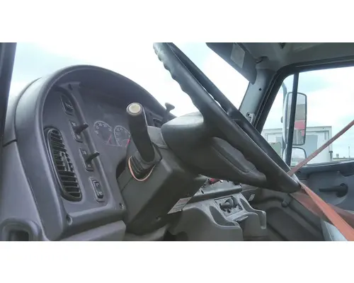 FREIGHTLINER M2 106 STEERING COLUMN
