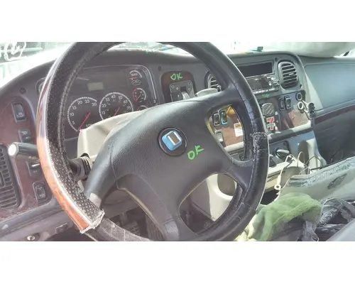 FREIGHTLINER M2 106 STEERING COLUMN