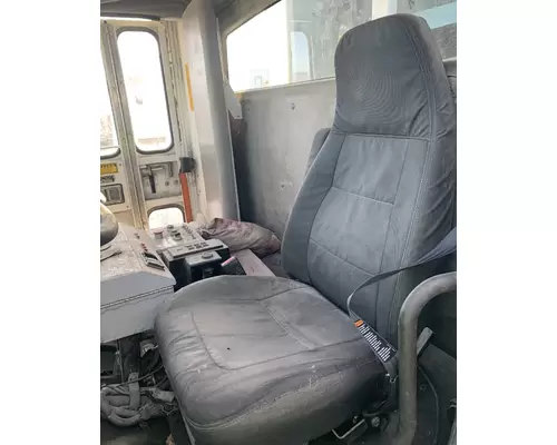 FREIGHTLINER M2 106 Seat, Front