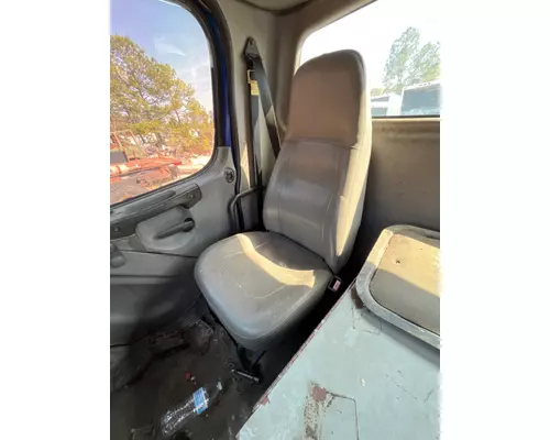 FREIGHTLINER M2 106 Seat, Front