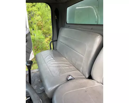 FREIGHTLINER M2 106 Seat, Front