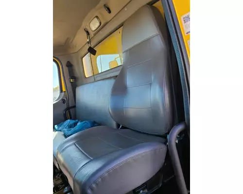 FREIGHTLINER M2 106 Seat, Front