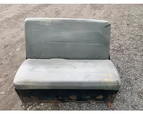 FREIGHTLINER M2 106 Seat, Front