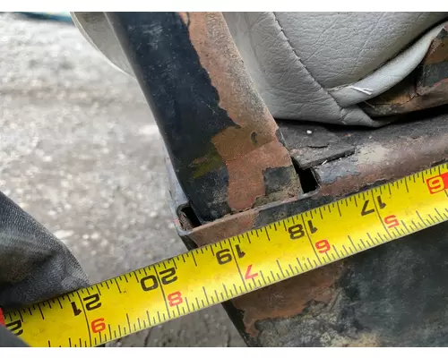 FREIGHTLINER M2 106 Seat, Front