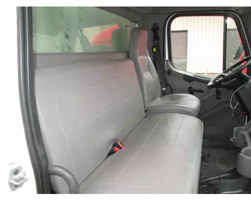 FREIGHTLINER M2 106 Seat, Front