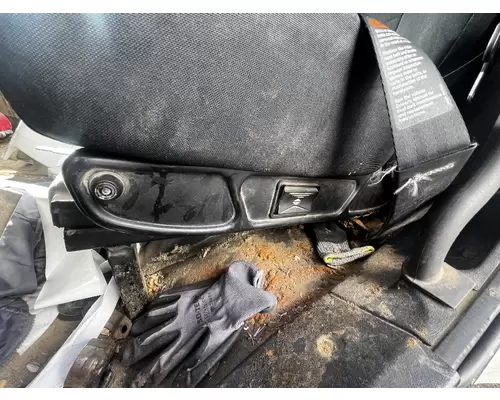 FREIGHTLINER M2 106 Seat, Front