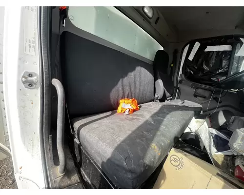 FREIGHTLINER M2 106 Seat, Front