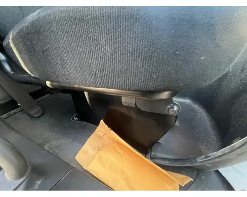 FREIGHTLINER M2 106 Seat, Front