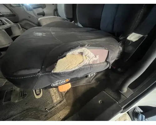 FREIGHTLINER M2 106 Seat, Front