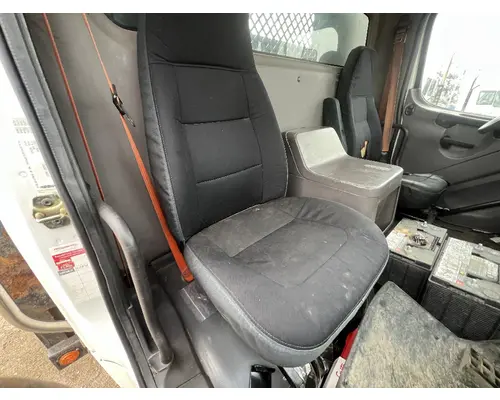 FREIGHTLINER M2 106 Seat, Front
