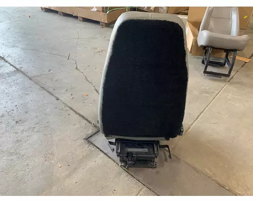 FREIGHTLINER M2 106 Seat, Front