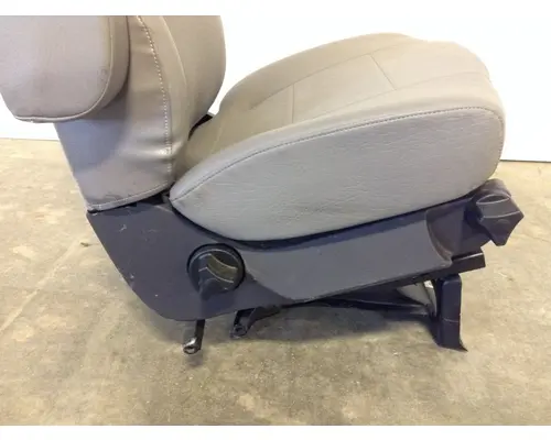 FREIGHTLINER M2-106 Seat (non-Suspension)