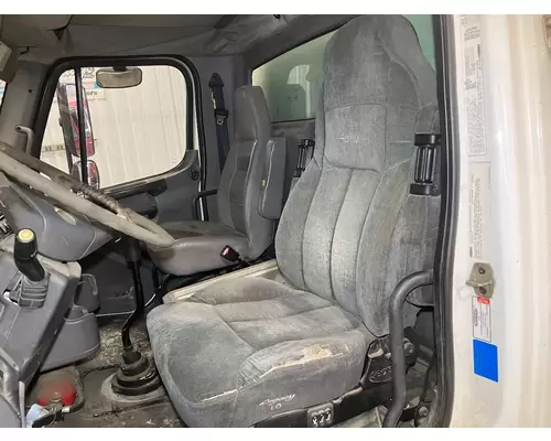 FREIGHTLINER M2-106 Seat (non-Suspension)