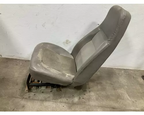 FREIGHTLINER M2-106 Seat (non-Suspension)