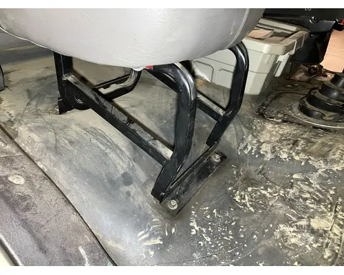 FREIGHTLINER M2-106 Seat (non-Suspension)