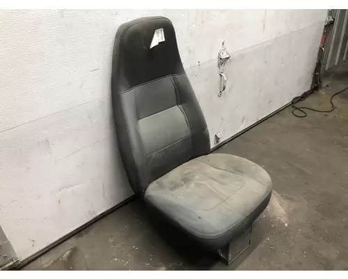 FREIGHTLINER M2-106 Seat (non-Suspension)