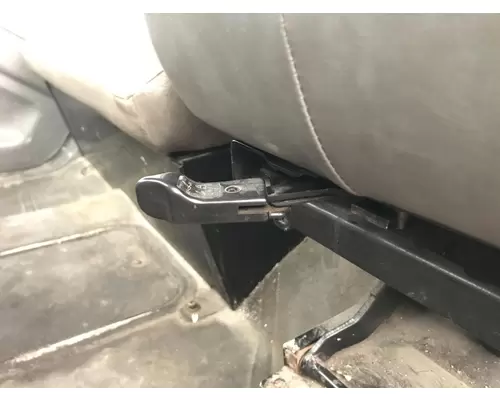 FREIGHTLINER M2-106 Seat (non-Suspension)