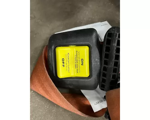 FREIGHTLINER M2-106 Seat Belt