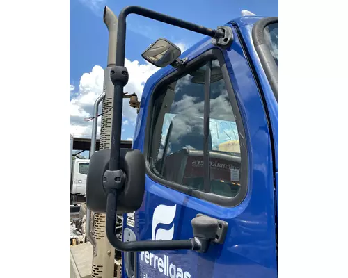 FREIGHTLINER M2 106 Side View Mirror