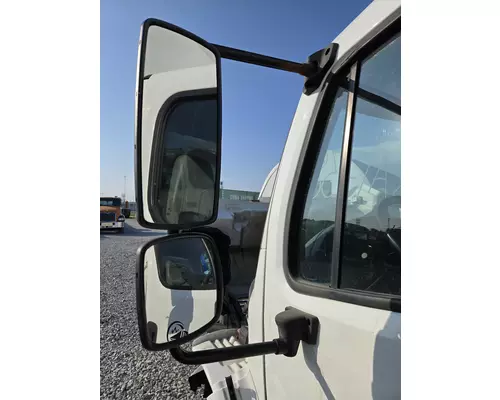 FREIGHTLINER M2 106 Side View Mirror