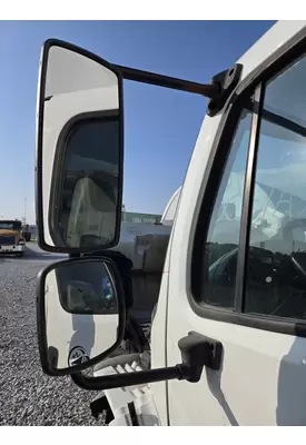 FREIGHTLINER M2 106 Side View Mirror