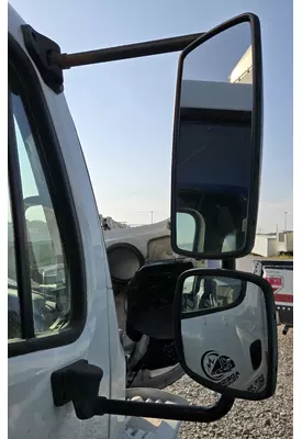 FREIGHTLINER M2 106 Side View Mirror