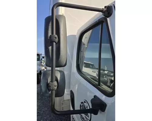 FREIGHTLINER M2 106 Side View Mirror