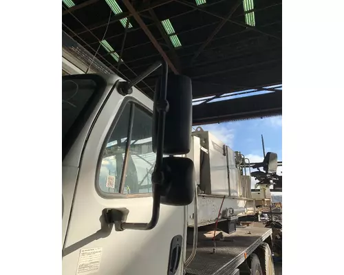 FREIGHTLINER M2 106 Side View Mirror