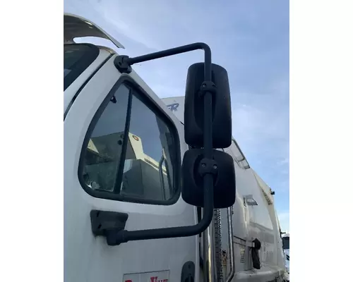 FREIGHTLINER M2 106 Side View Mirror