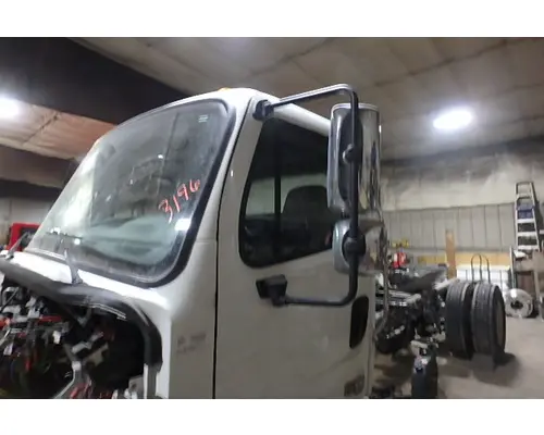 FREIGHTLINER M2 106 Side View Mirror