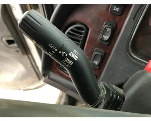 FREIGHTLINER M2-106 Steering Column